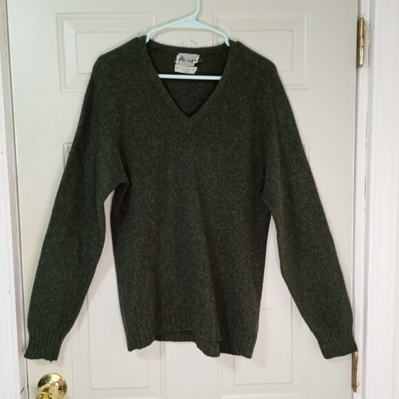 Mr. Sweater V-Neck Pullover 100% Shetland Wool Green Mens Sweater Size L - Picture 1 of 9